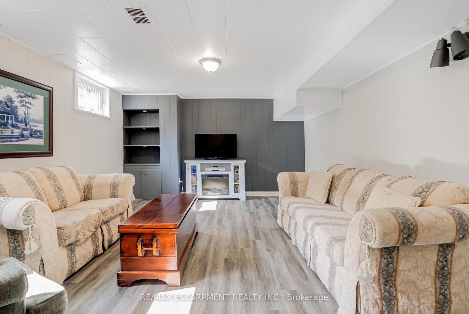 Detached House for sale at 5 Albert Street, New Tecumseth, Ontario, L9R 1J4 - Alliston - MLS: N12971666