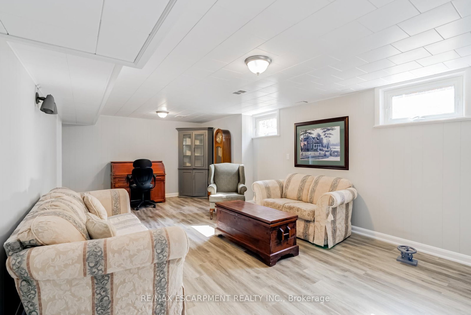 Detached House for sale at 5 Albert Street, New Tecumseth, Ontario, L9R 1J4 - Alliston - MLS: N12971666