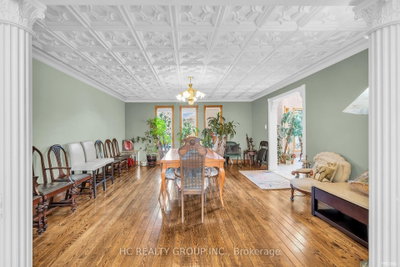 9 Forson Court • Markham, ON photo 9