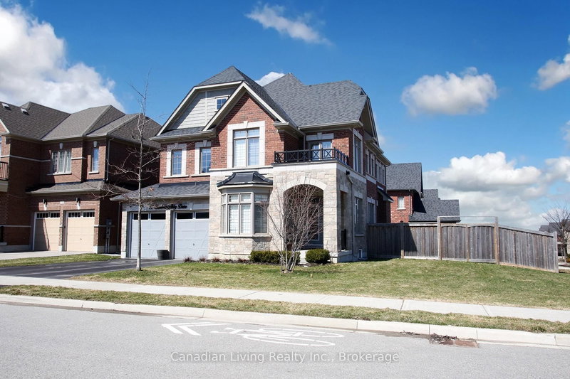 72 Charlotte Abby Dr, East Gwillimbury, L9N 0S9 | Image 2