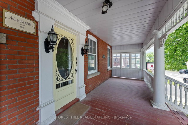 Upper - 36 Arnold Crescent