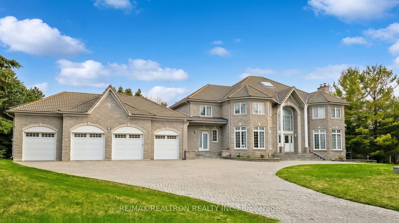 23 Kensington Drive