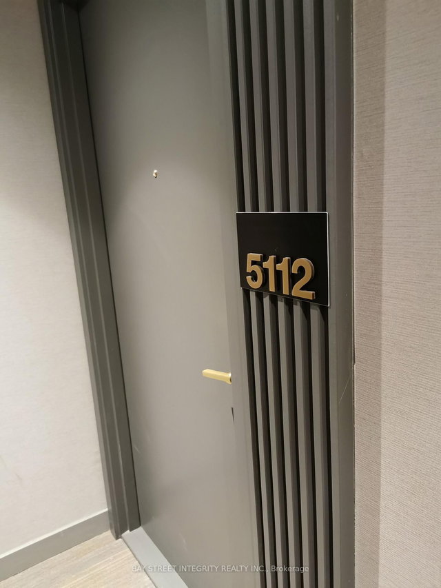 5112 - 898 Portage Parkway