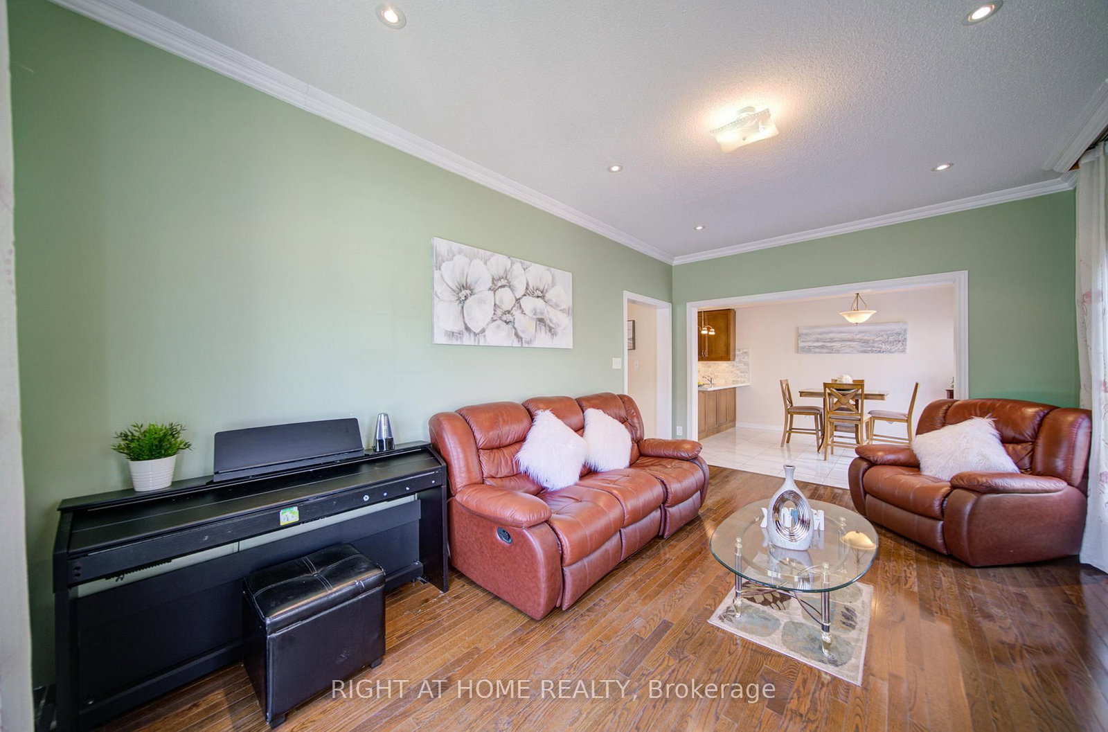 Detached House for sale at 115 Westolivia Trail, Vaughan, Ontario, L4J 0C2 - Patterson - MLS: N12973202