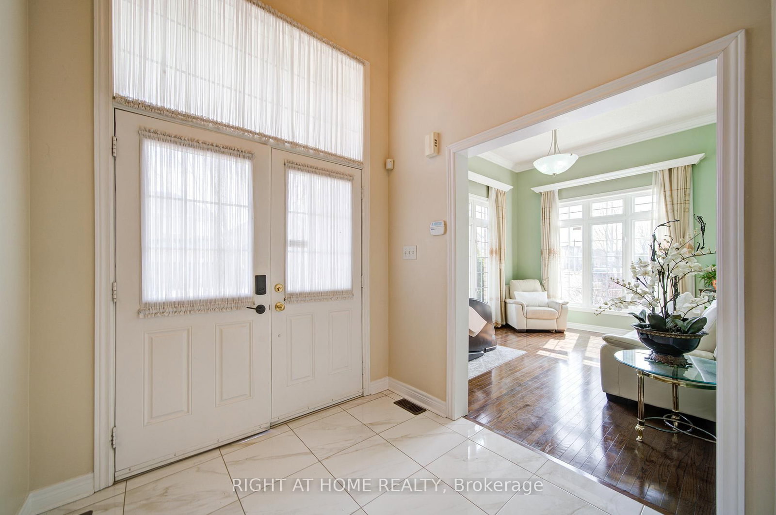 Detached House for sale at 115 Westolivia Trail, Vaughan, Ontario, L4J 0C2 - Patterson - MLS: N12973202