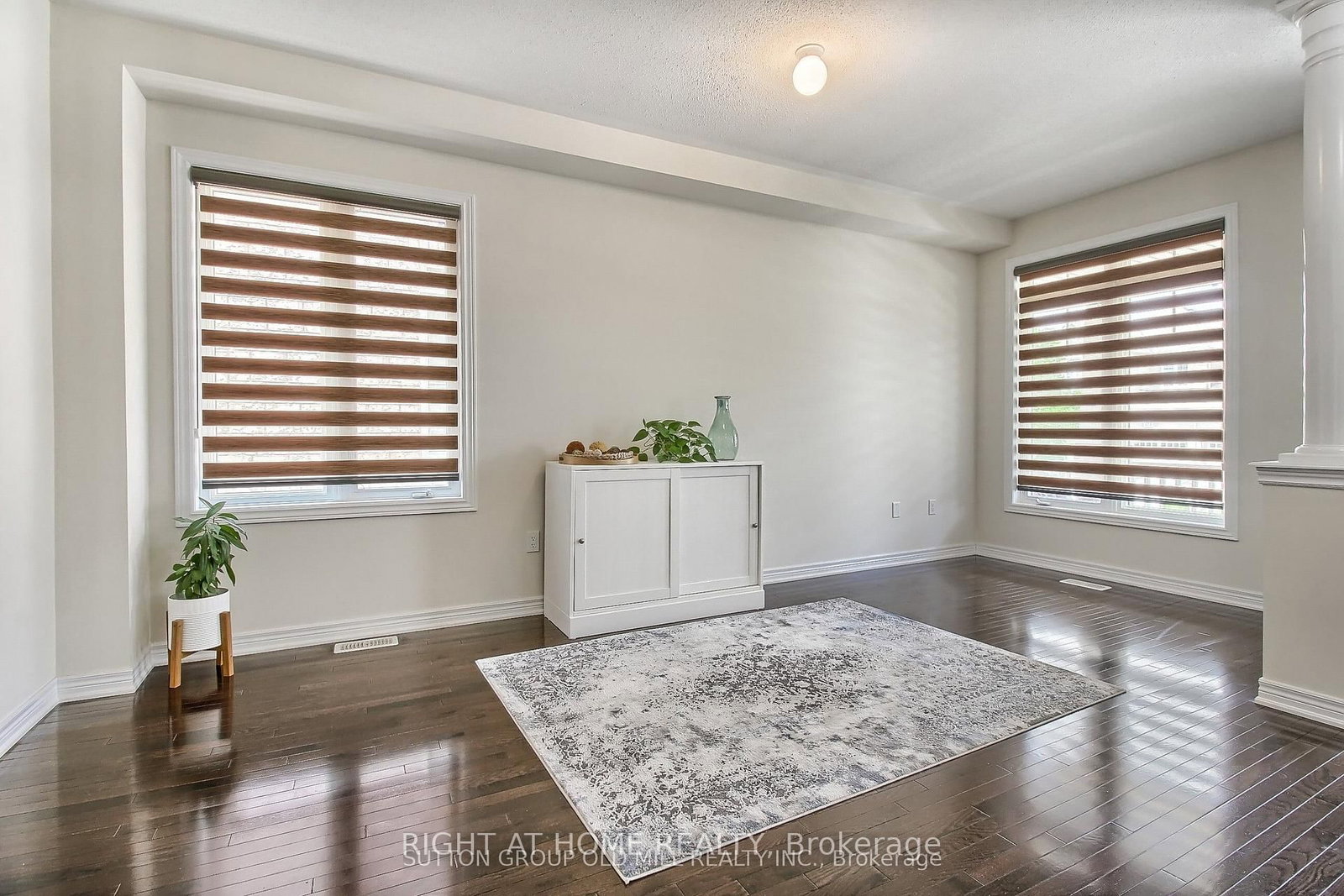 112 Betony Drive - Photo 4