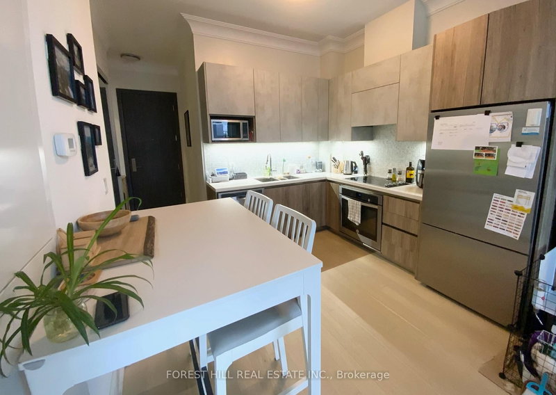 Rg27 - 25 Water Walk Dr, Markham, L6G 0G3 | Image 2