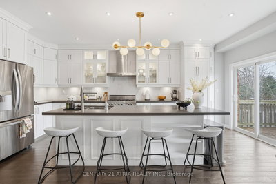 72 Dovetail Dr | Richmond Hill | Image