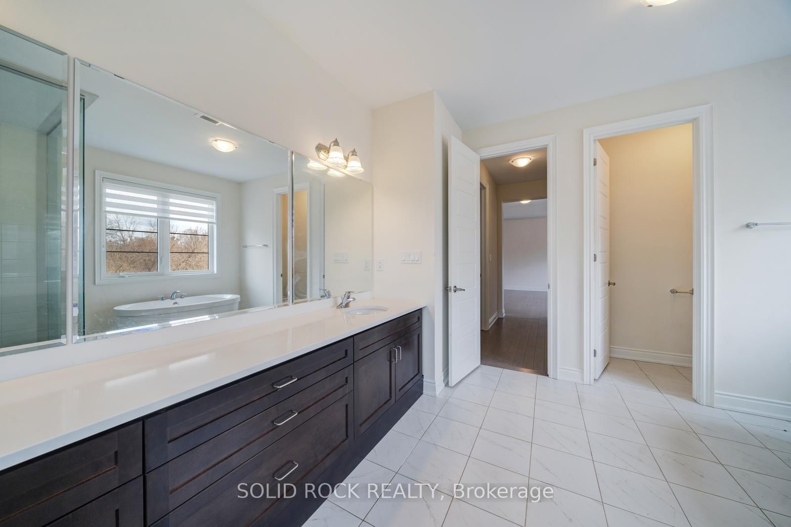 59 Luang Street - Photo 27