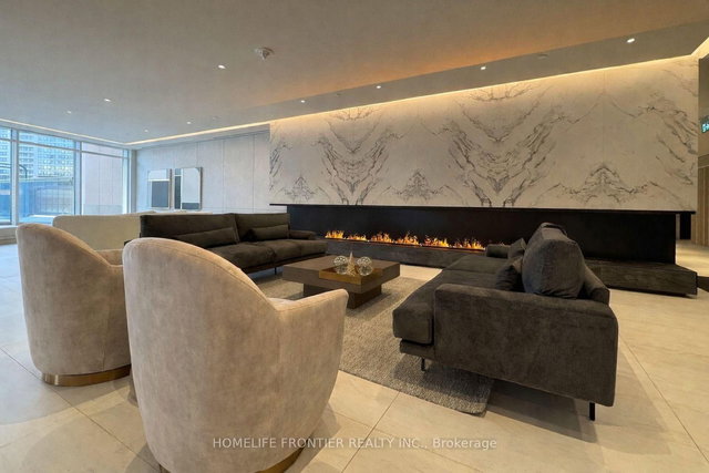 2607 - 30 Upper Mall Way