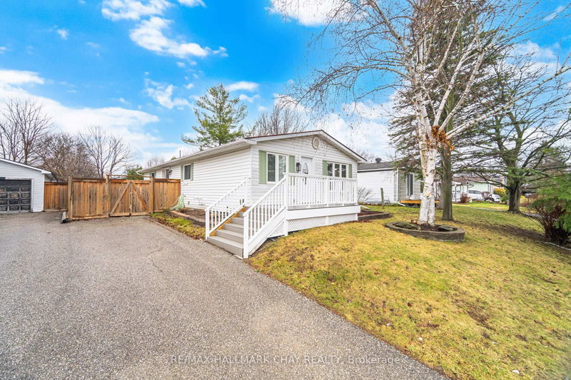 97 Walkem Dr, New Tecumseth, L0G 1W0 | Image 3