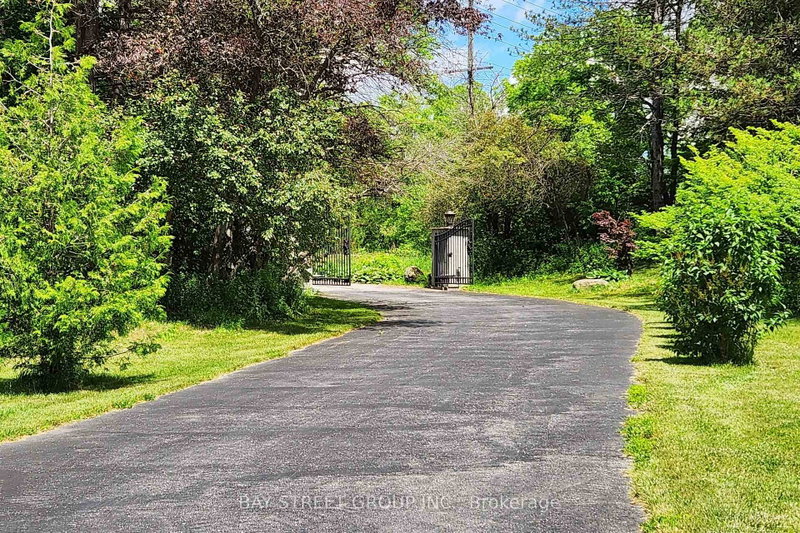 3141 Vivian Road