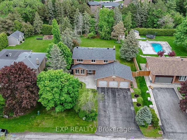 15 Rosegarden Crescent