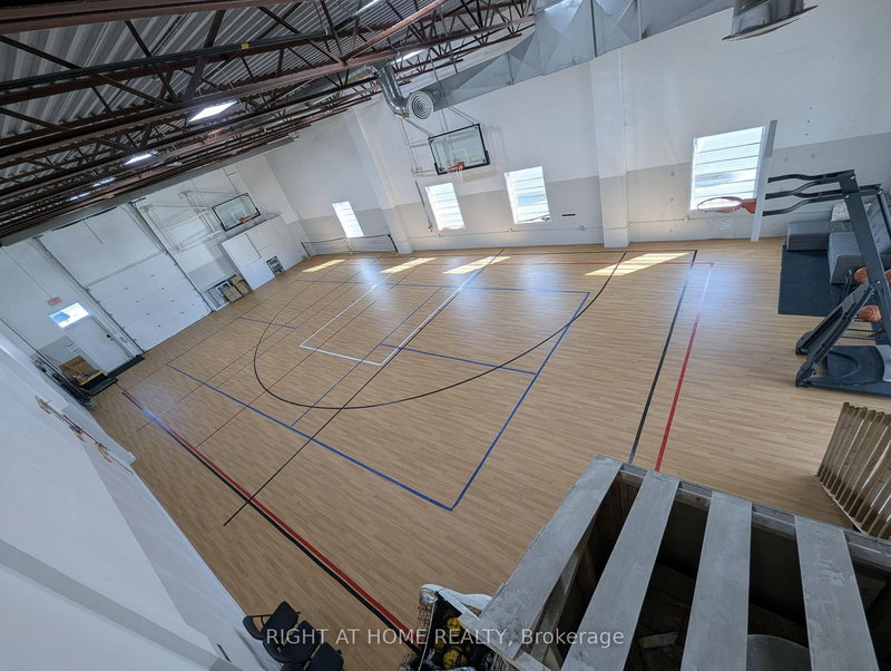 6 - 611 Steven Crt, Newmarket, L3Y 6Z3 | Image 2