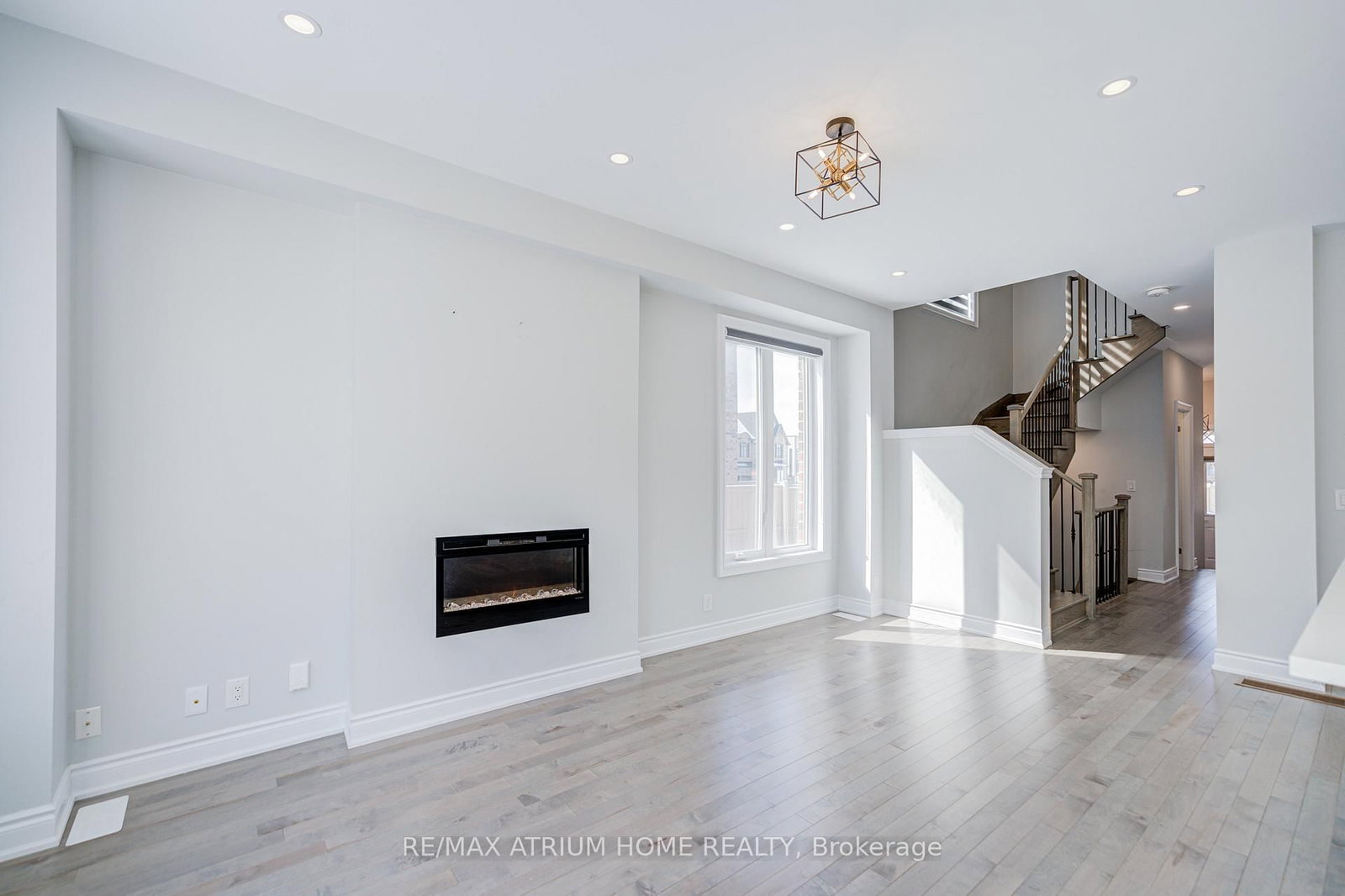 Townhouse for sale at 3 Jessica Antonella Street, Markham, Ontario, L6C 3J6 - Angus Glen - MLS: N12974450