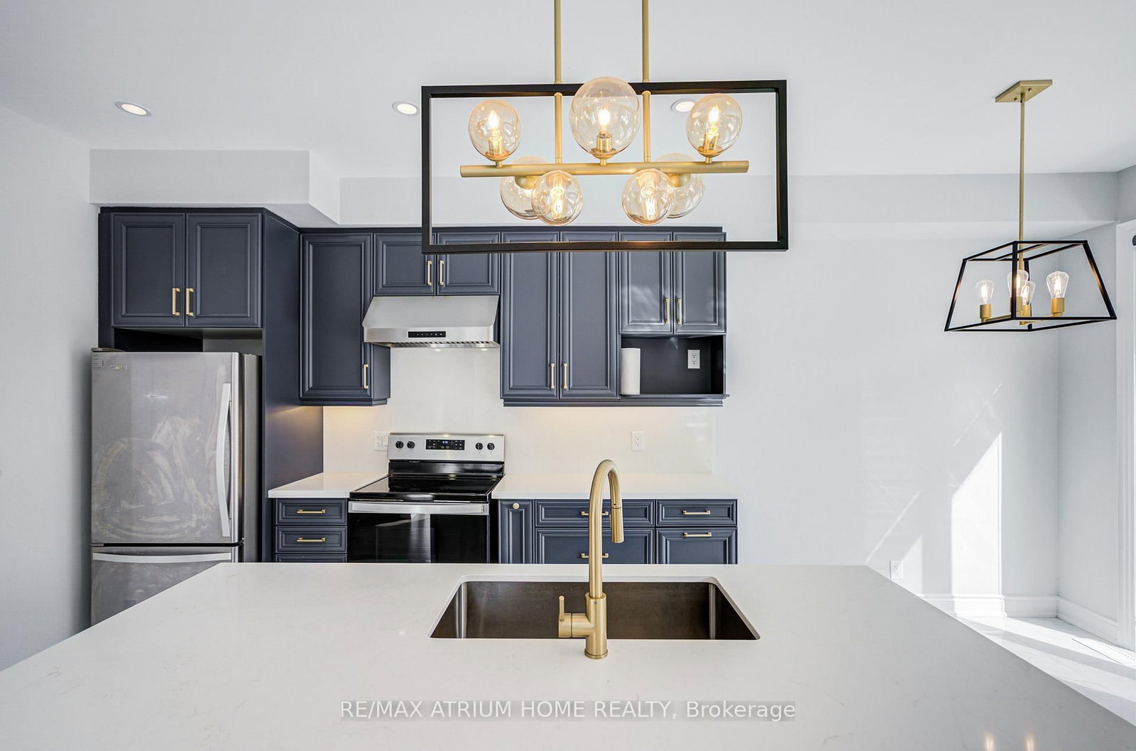 Townhouse for sale at 3 Jessica Antonella Street, Markham, Ontario, L6C 3J6 - Angus Glen - MLS: N12974450