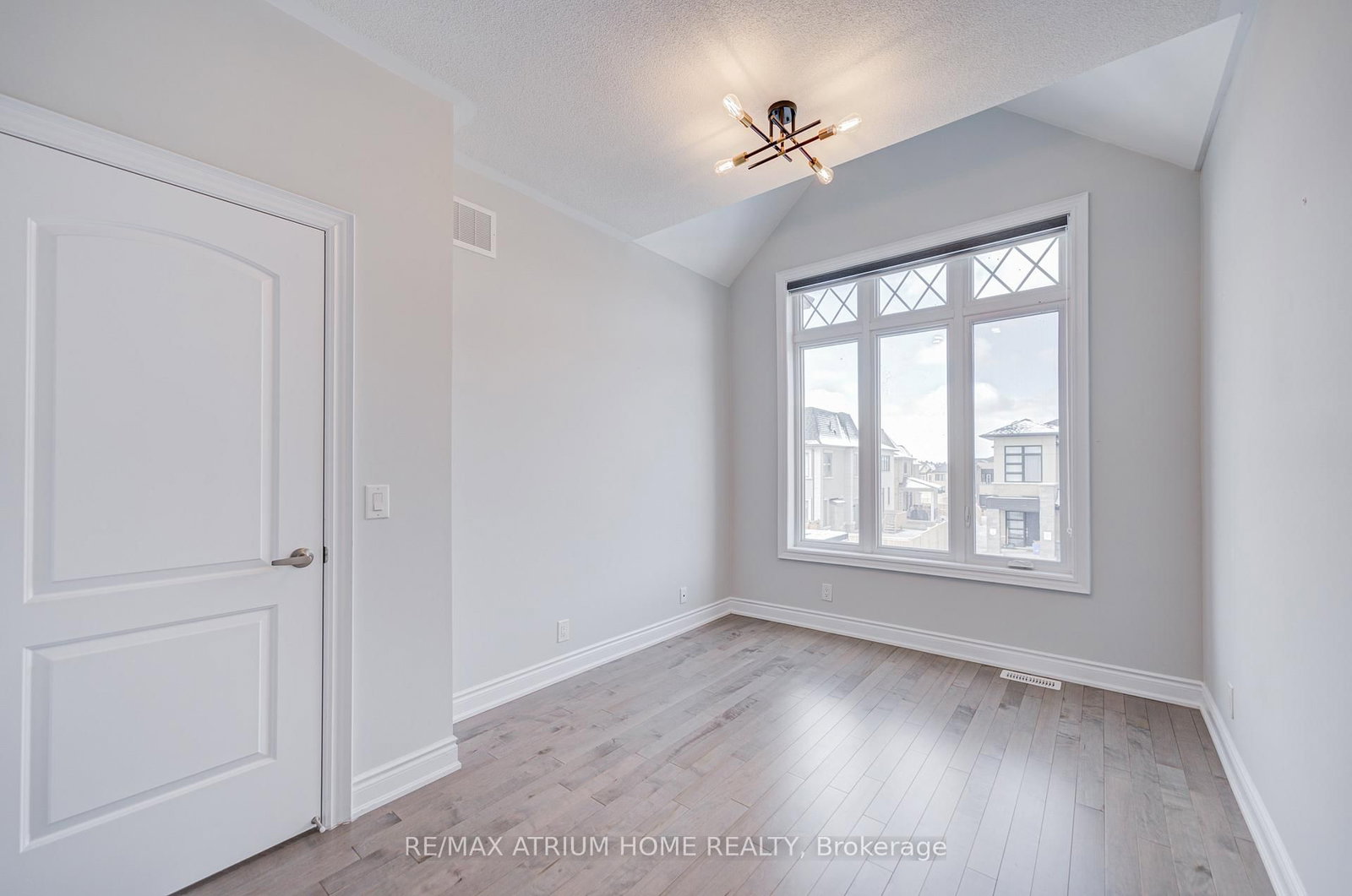 Townhouse for sale at 3 Jessica Antonella Street, Markham, Ontario, L6C 3J6 - Angus Glen - MLS: N12974450