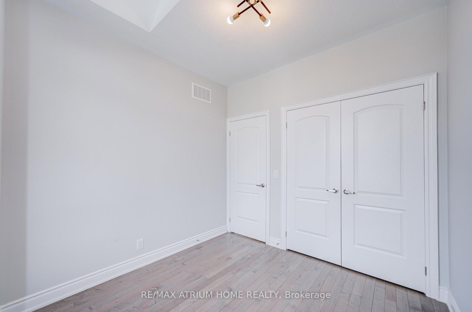 Townhouse for sale at 3 Jessica Antonella Street, Markham, Ontario, L6C 3J6 - Angus Glen - MLS: N12974450