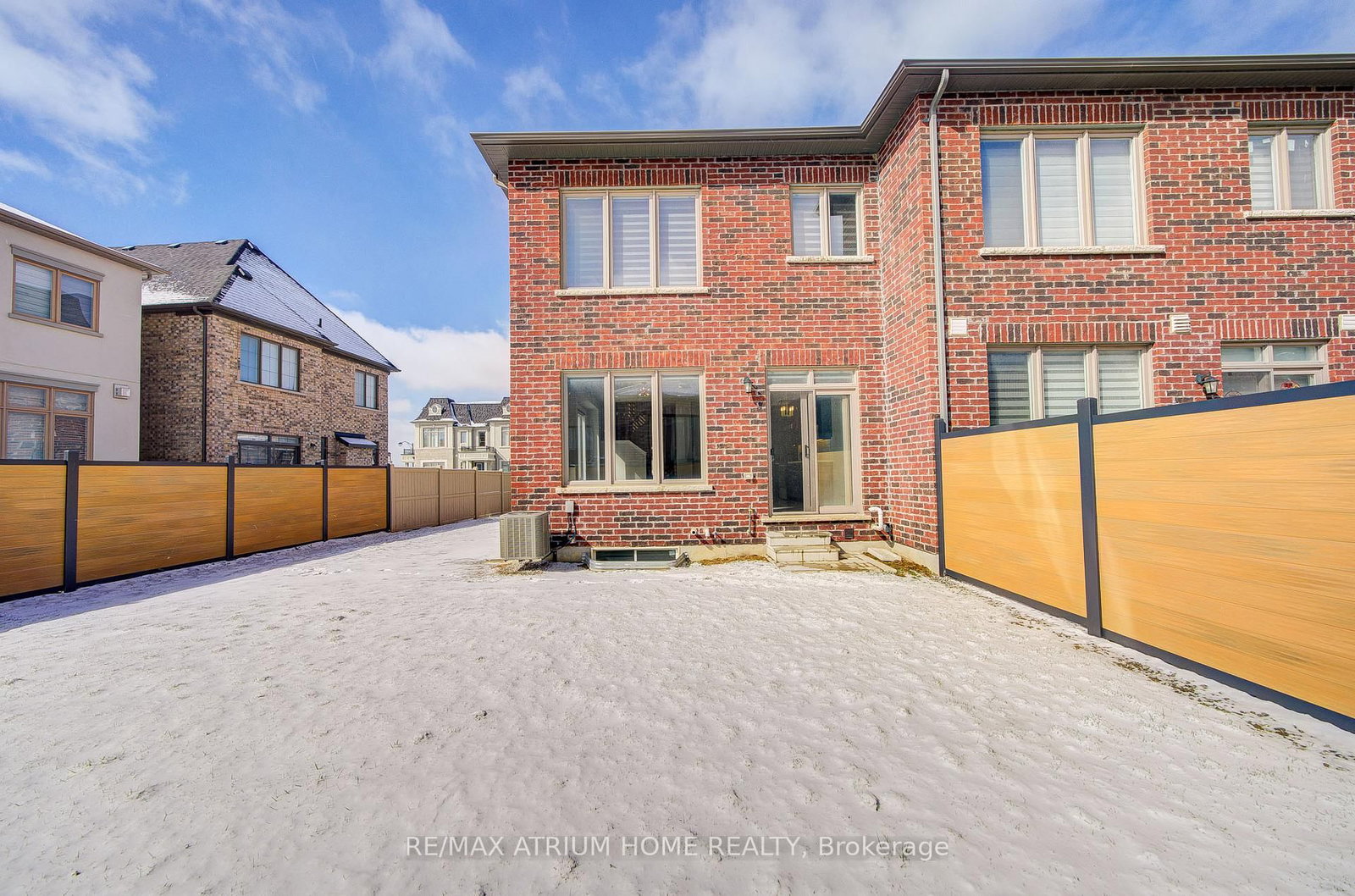 Townhouse for sale at 3 Jessica Antonella Street, Markham, Ontario, L6C 3J6 - Angus Glen - MLS: N12974450