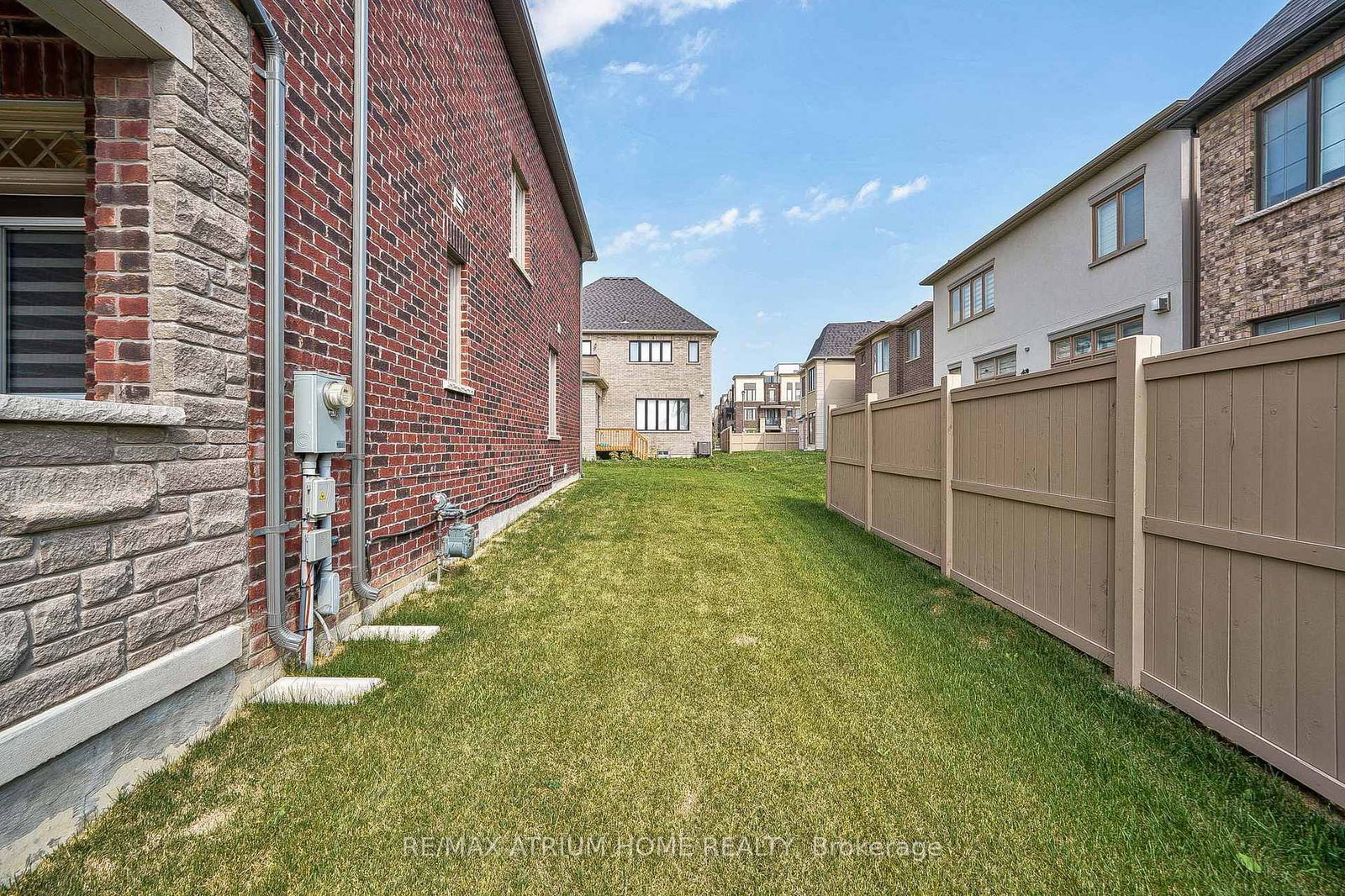 Townhouse for sale at 3 Jessica Antonella Street, Markham, Ontario, L6C 3J6 - Angus Glen - MLS: N12974450