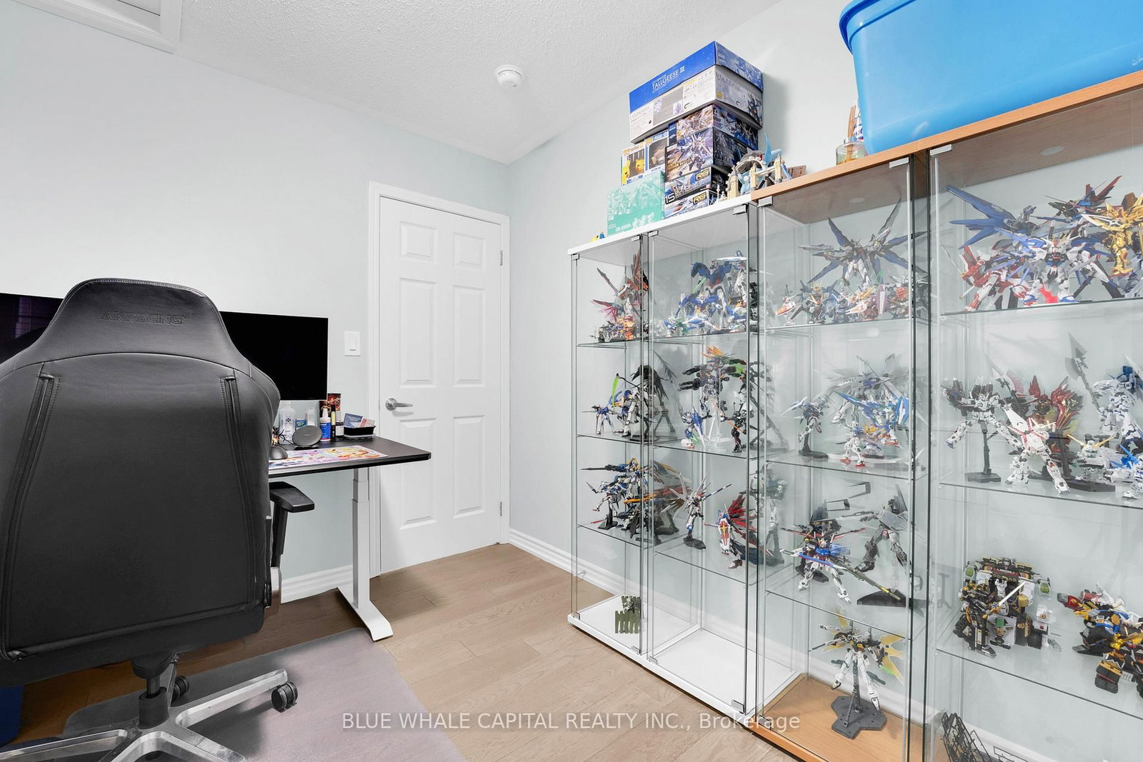 Listing Image 33