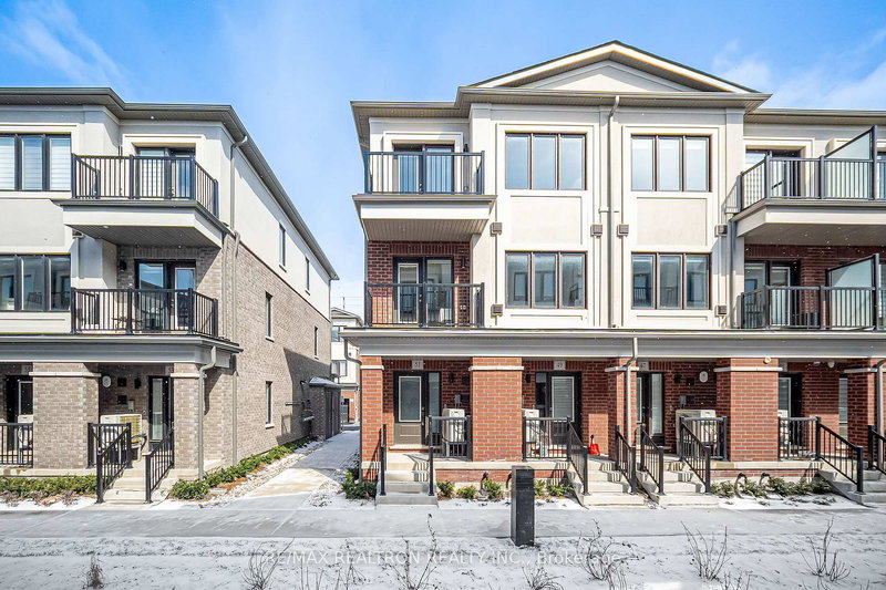 home for lease on 51 Matawin Lane