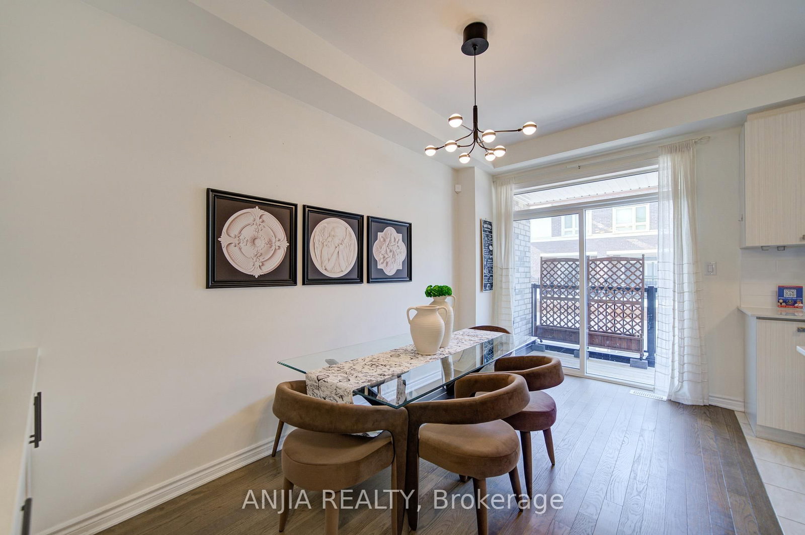 Townhouse for sale at 64 Chicago Lane, Markham, Ontario, L6E 2C1 - Wismer - MLS: N12974544