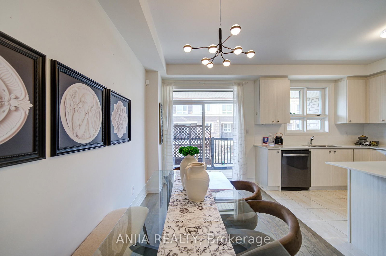 Townhouse for sale at 64 Chicago Lane, Markham, Ontario, L6E 2C1 - Wismer - MLS: N12974544