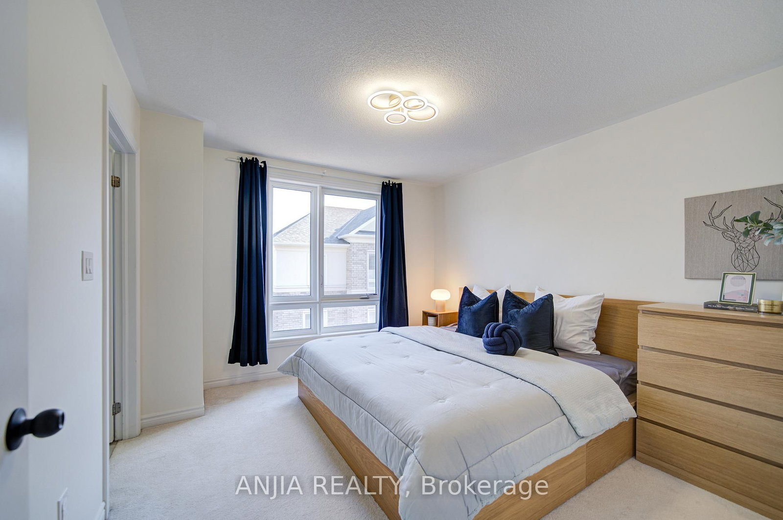 Townhouse for sale at 64 Chicago Lane, Markham, Ontario, L6E 2C1 - Wismer - MLS: N12974544