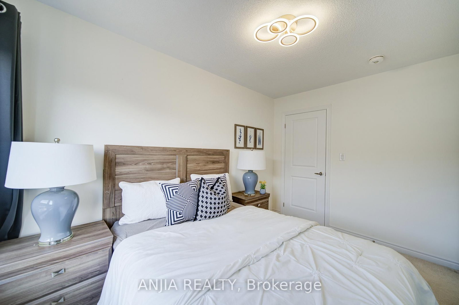 Townhouse for sale at 64 Chicago Lane, Markham, Ontario, L6E 2C1 - Wismer - MLS: N12974544