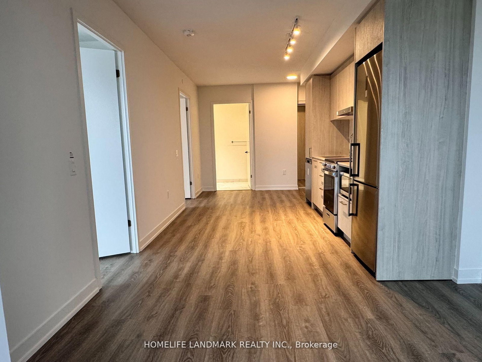 195 Commerce Street, Unit 3306 - Photo 5