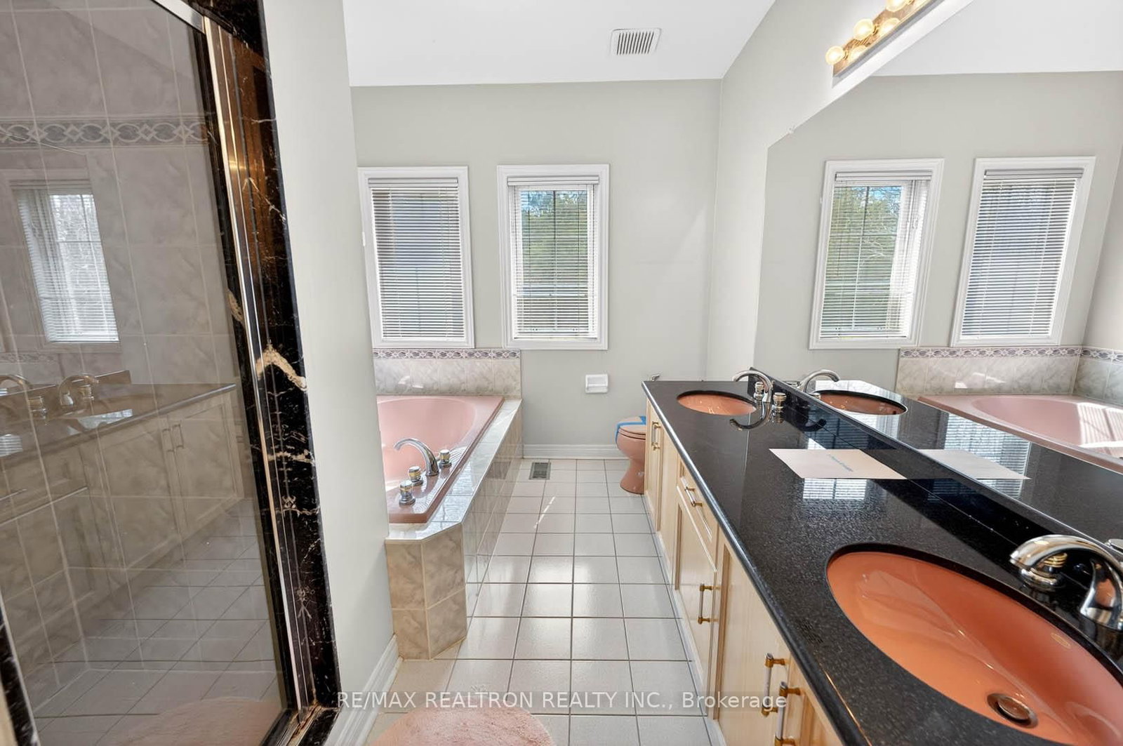 Detached House for sale at 385 Calvert Road, Markham, Ontario, L6C 1X7 - Cachet - MLS: N12974610