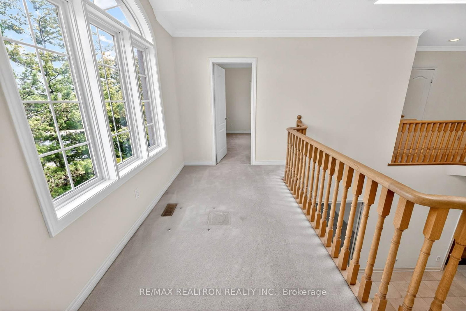 Detached House for sale at 385 Calvert Road, Markham, Ontario, L6C 1X7 - Cachet - MLS: N12974610