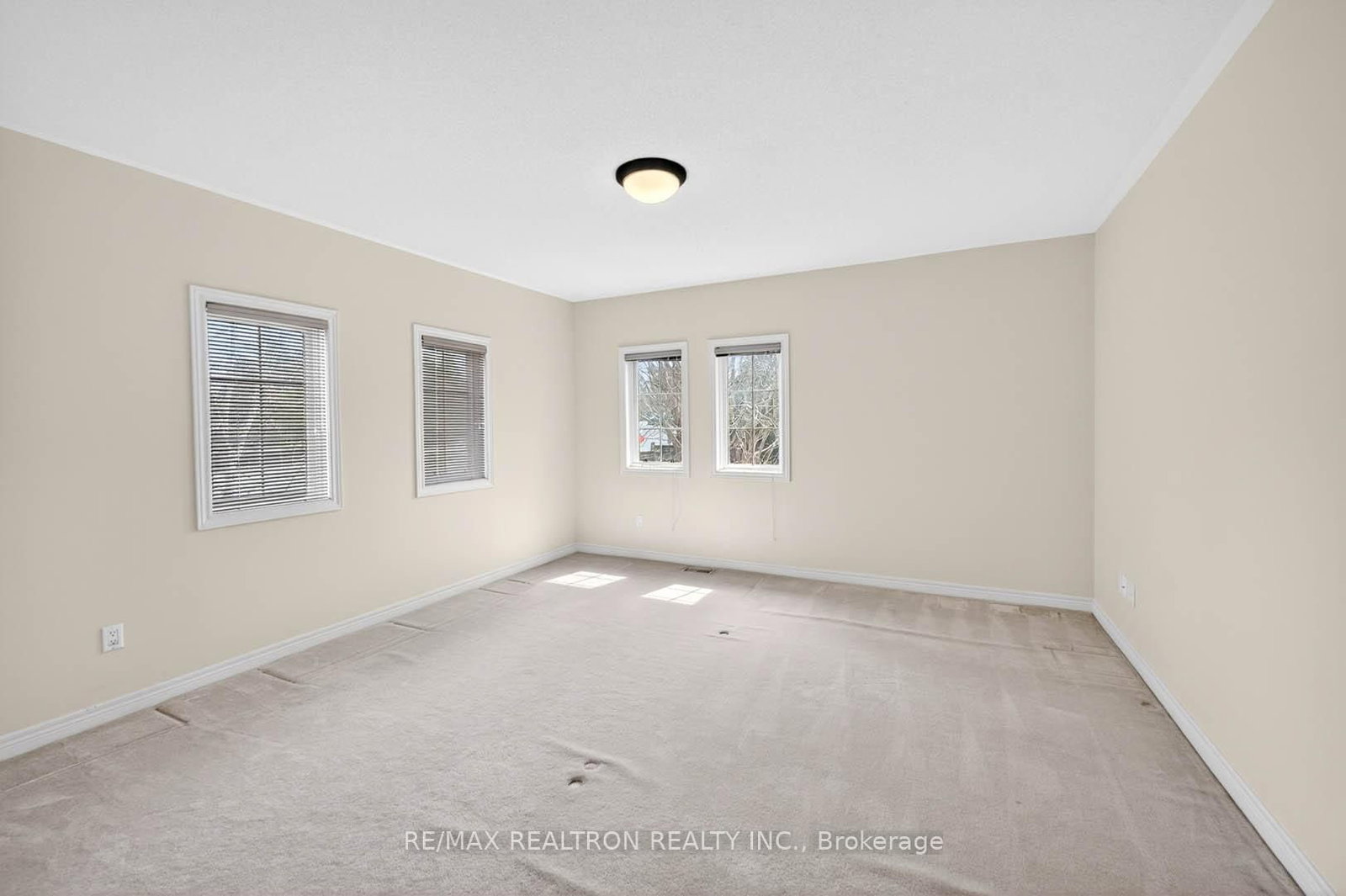 Detached House for sale at 385 Calvert Road, Markham, Ontario, L6C 1X7 - Cachet - MLS: N12974610