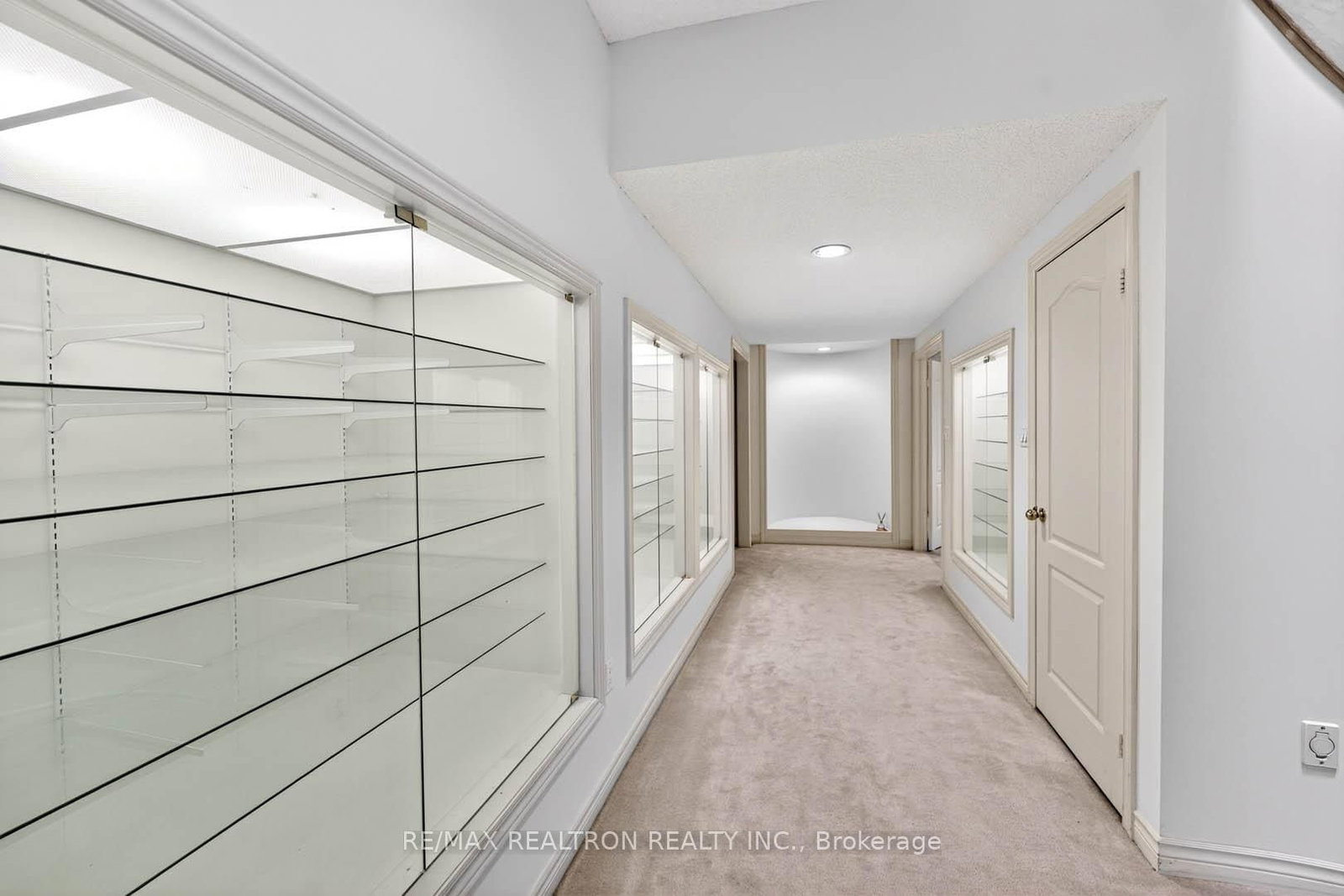 Detached House for sale at 385 Calvert Road, Markham, Ontario, L6C 1X7 - Cachet - MLS: N12974610