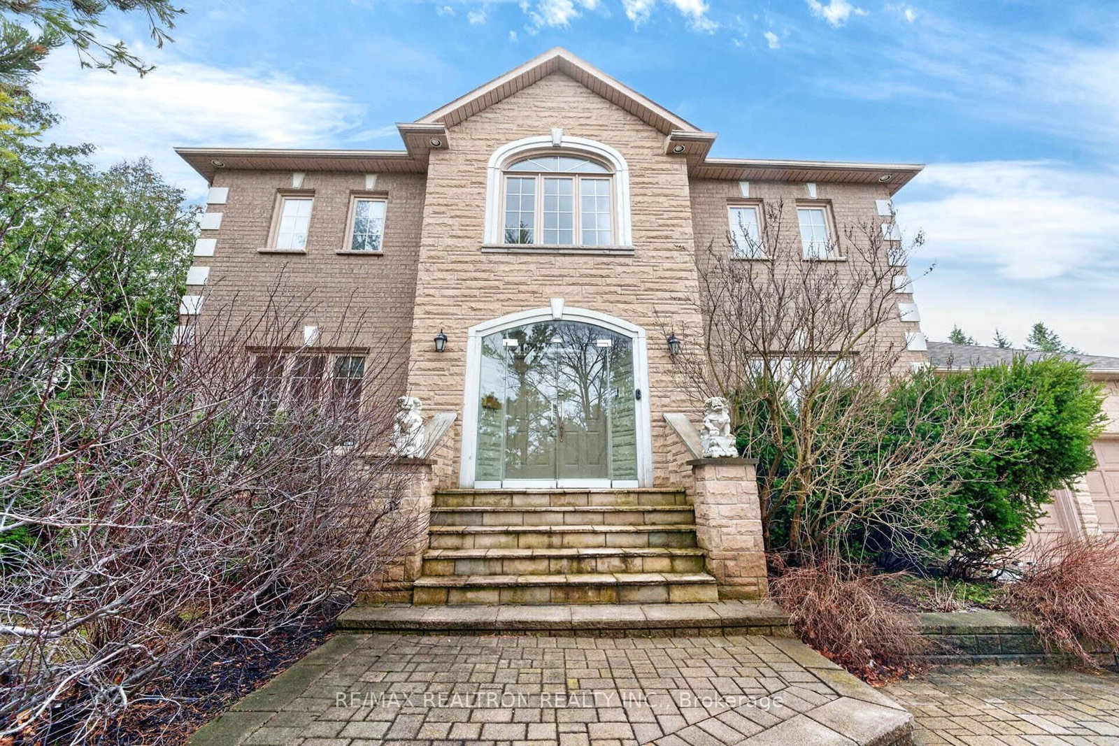 Detached House for sale at 385 Calvert Road, Markham, Ontario, L6C 1X7 - Cachet - MLS: N12974610