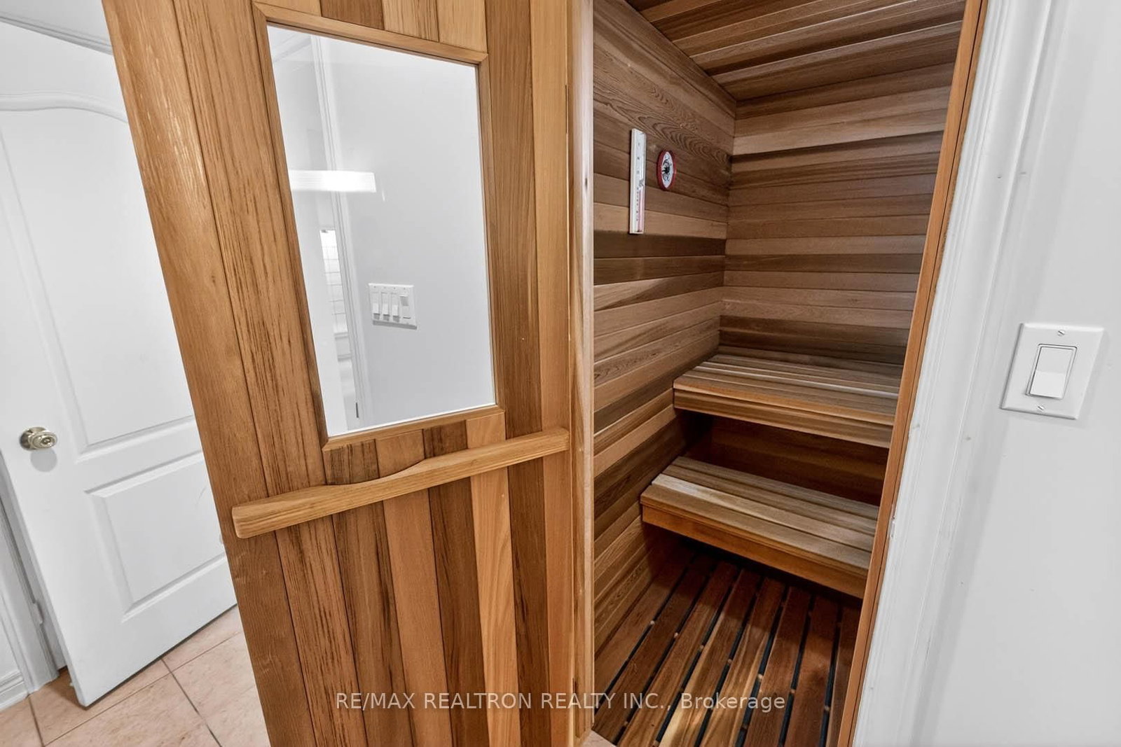 Detached House for sale at 385 Calvert Road, Markham, Ontario, L6C 1X7 - Cachet - MLS: N12974610