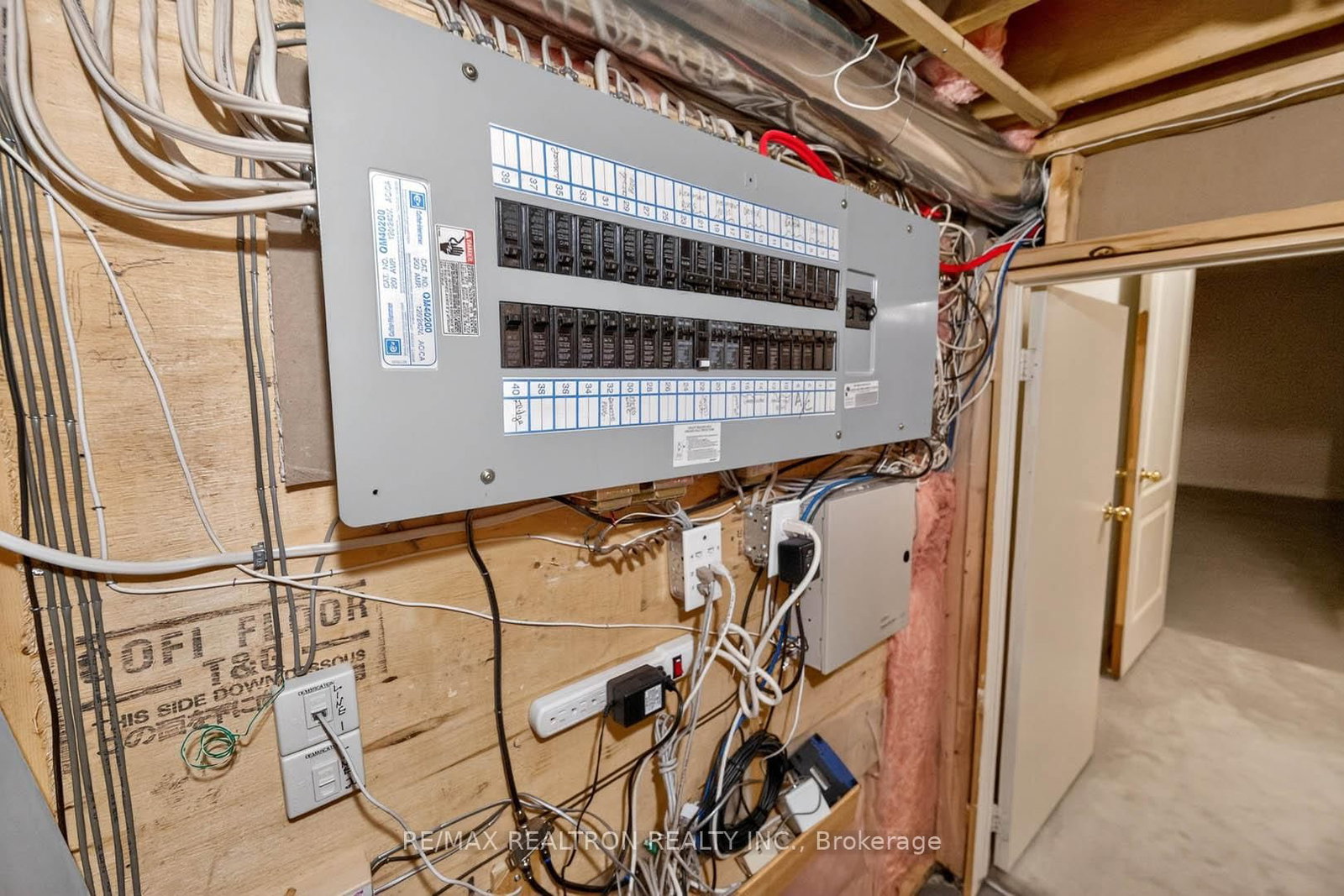 Detached House for sale at 385 Calvert Road, Markham, Ontario, L6C 1X7 - Cachet - MLS: N12974610