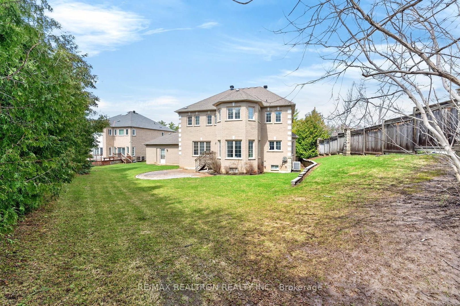 Detached House for sale at 385 Calvert Road, Markham, Ontario, L6C 1X7 - Cachet - MLS: N12974610