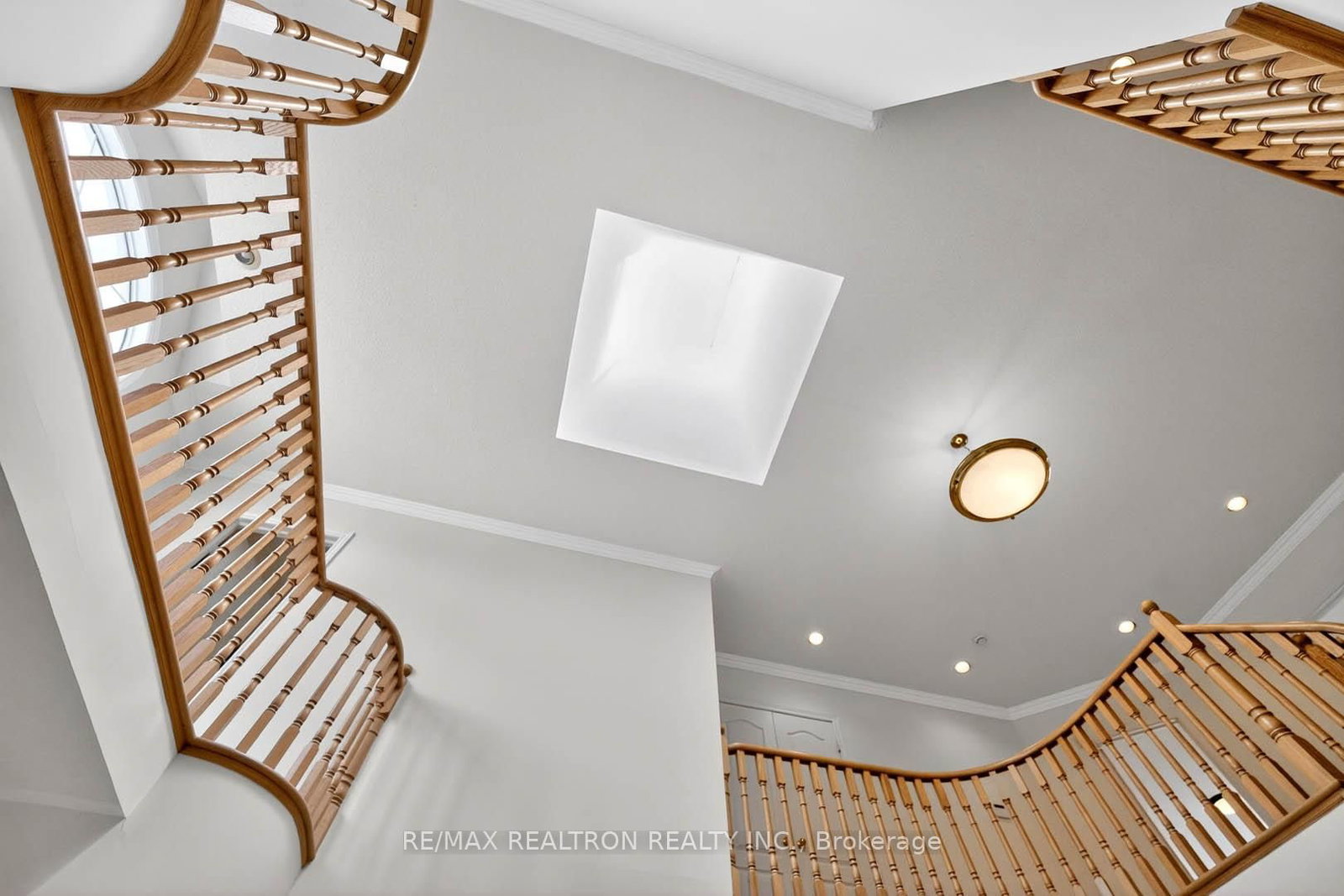 Detached House for sale at 385 Calvert Road, Markham, Ontario, L6C 1X7 - Cachet - MLS: N12974610