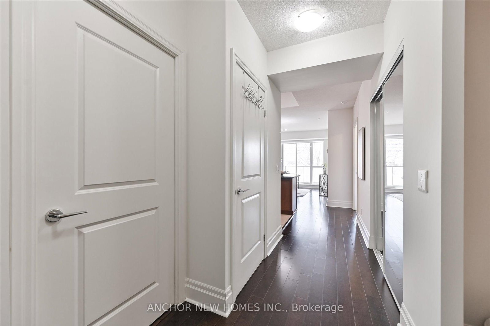 57 Upper Duke Crescent, Unit 210 - Photo 6