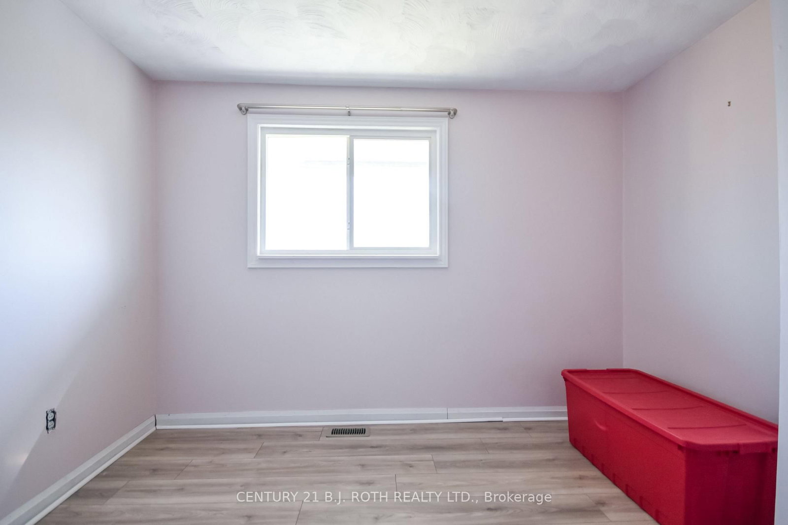 Detached House for sale at 3039 Poplar Road, Innisfil, Ontario, L9S 2J9 - Rural Innisfil - MLS: N12974978