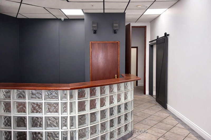 11 - 357 Edgeley Blvd, Vaughan, L4K 3Y2 | Image 2