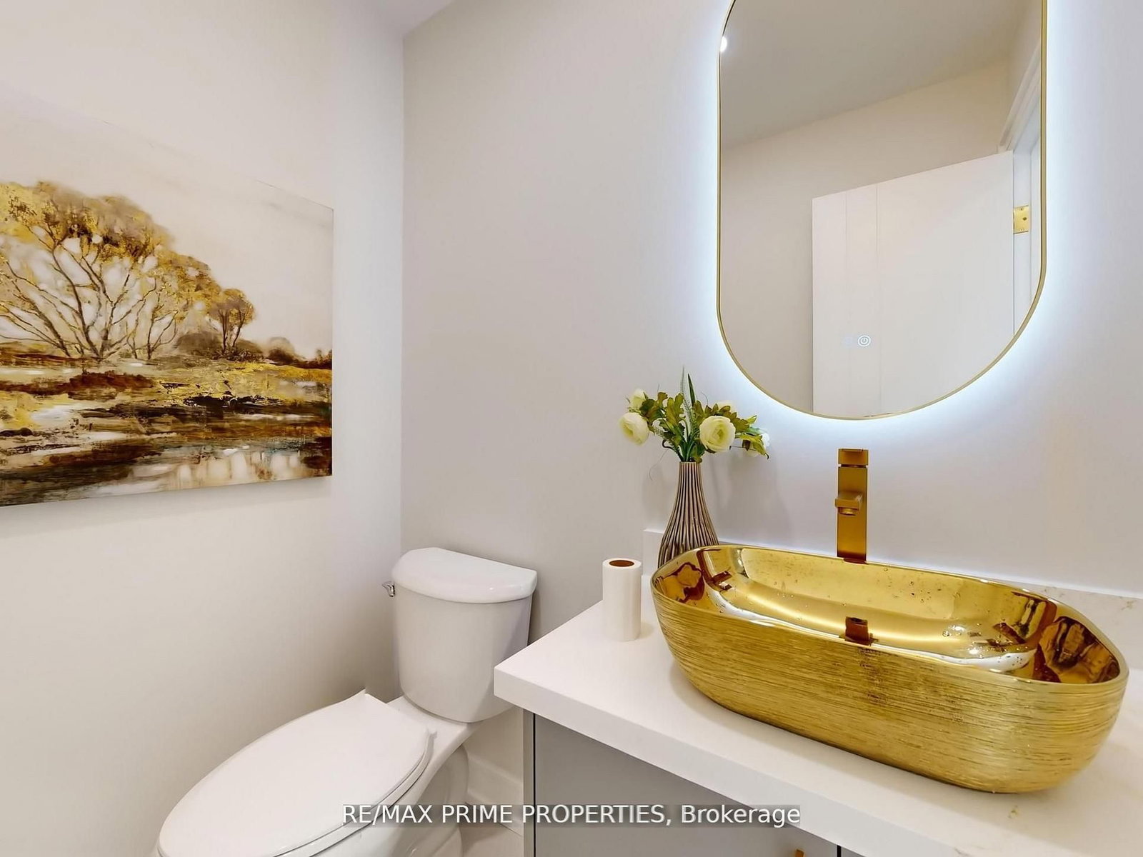 Detached House for sale at 137 Old Surrey Lane, Richmond Hill, Ontario, L4C 6R9 - South Richvale - MLS: N12975320