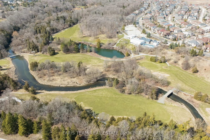 97 Rouge Bank Dr, Markham, L3S 4B7 | Image 3