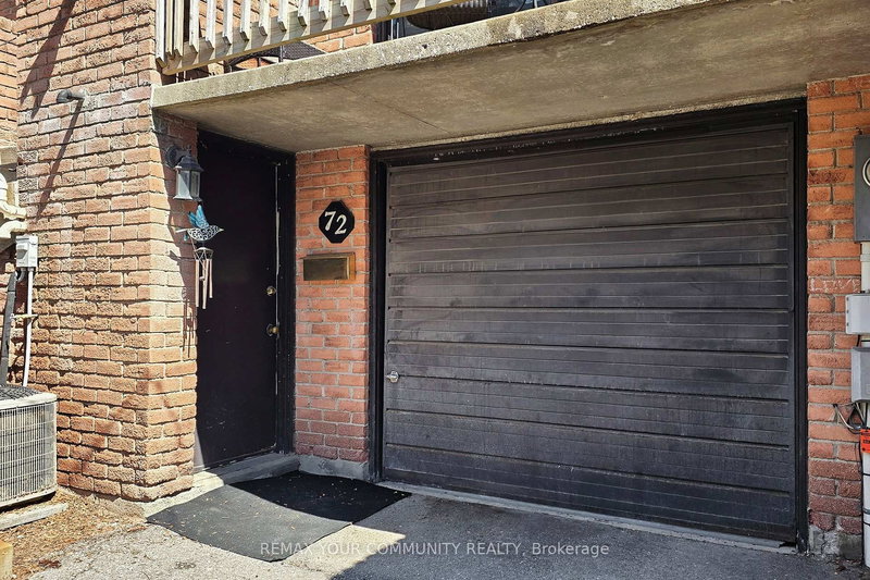 16 - 72 Ashglen Way, Markham, L3R 3A7 | Image 3