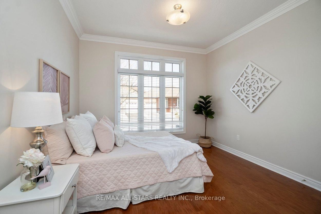 142 Saffron Street - Photo 32