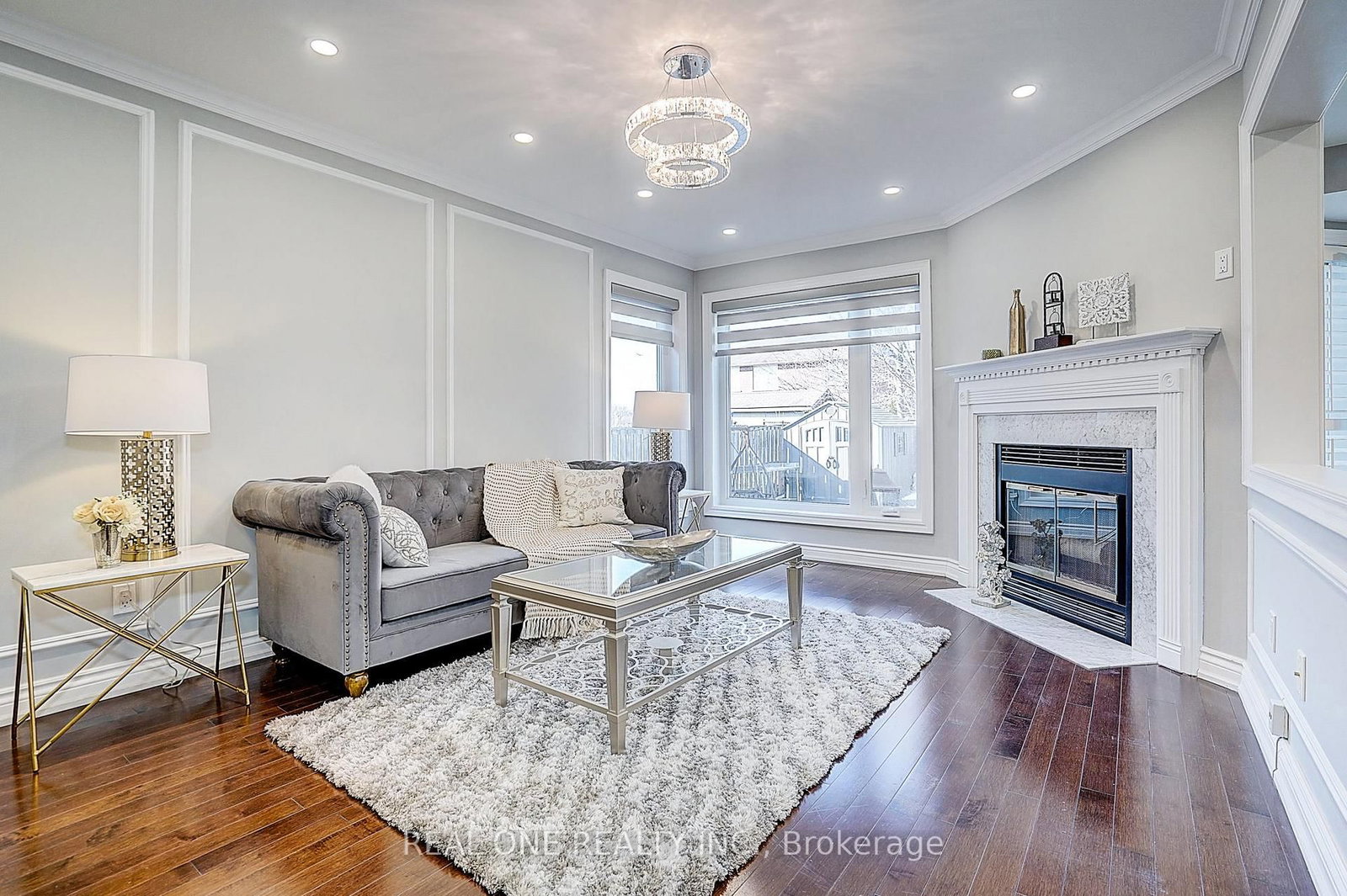 Detached House for sale at 4 Casson Place, Markham, Ontario, L3R 0G2 - Unionville - MLS: N12976324