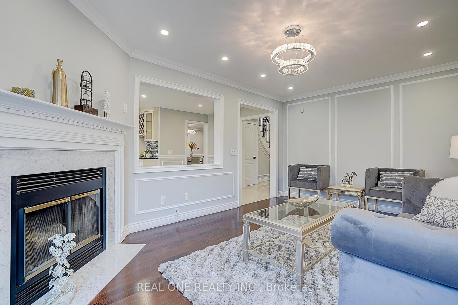 Detached House for sale at 4 Casson Place, Markham, Ontario, L3R 0G2 - Unionville - MLS: N12976324