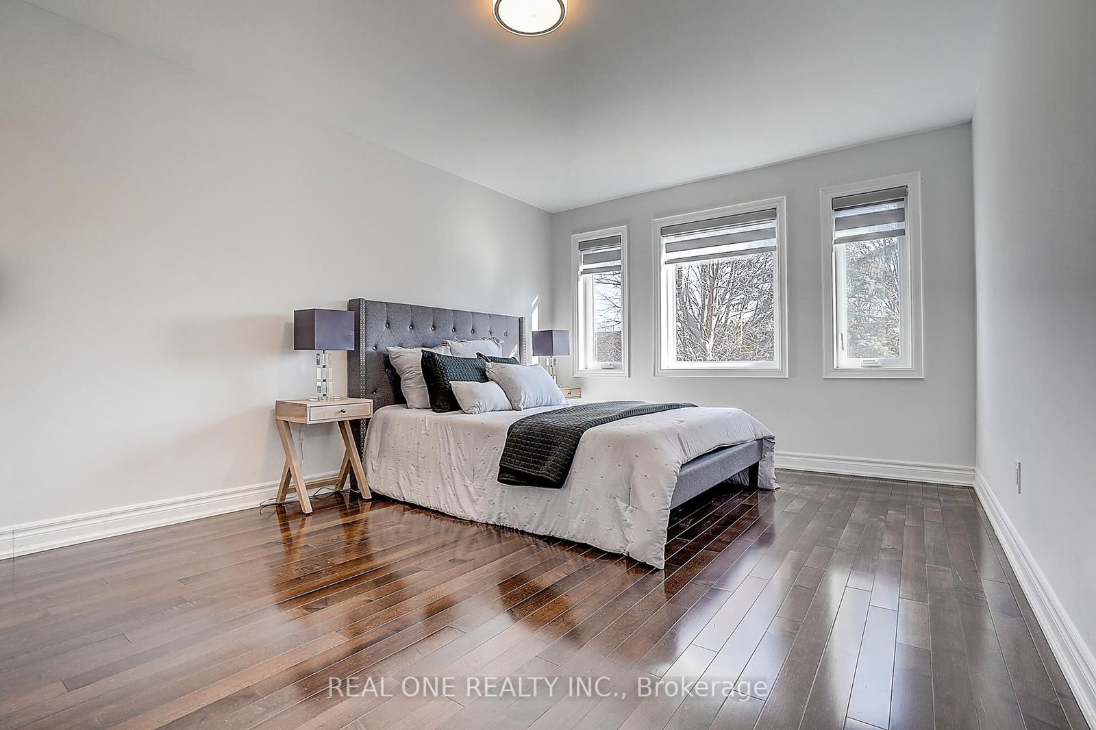 Detached House for sale at 4 Casson Place, Markham, Ontario, L3R 0G2 - Unionville - MLS: N12976324